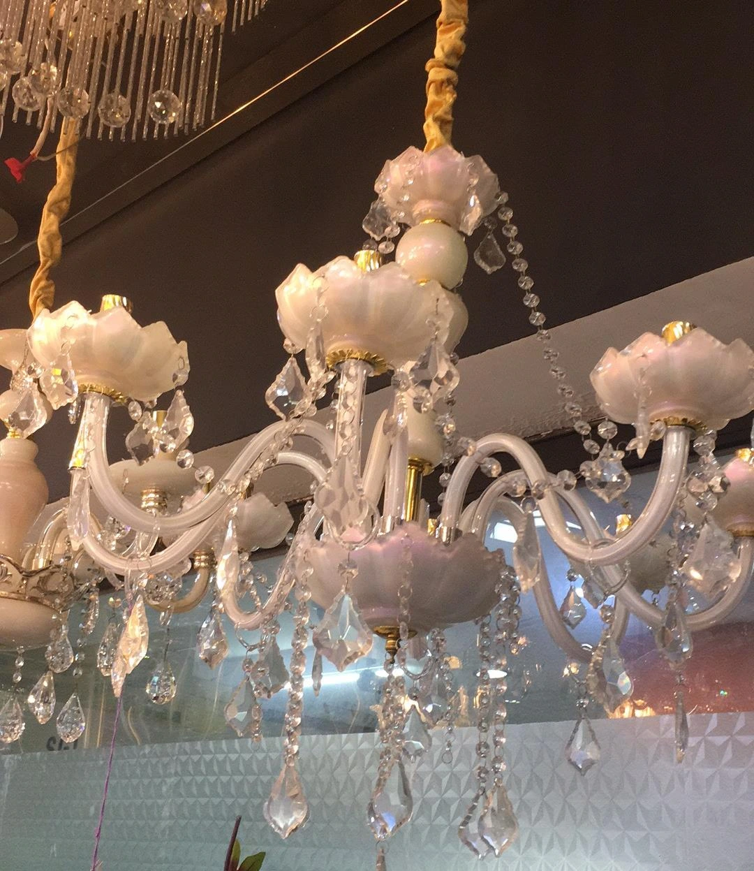 Chandlier White x 12
